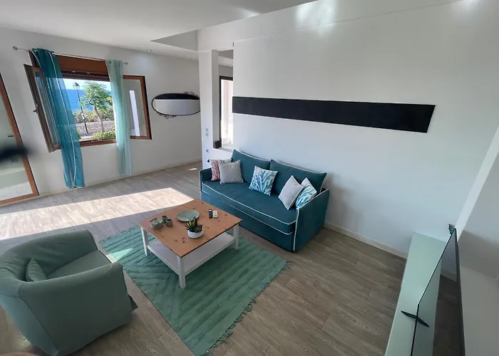 Naos-Sea Front Vacation Rental By Chania Center